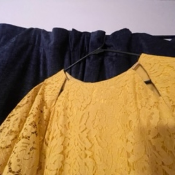 Yellow wedding guest dress - Picture 2 of 4